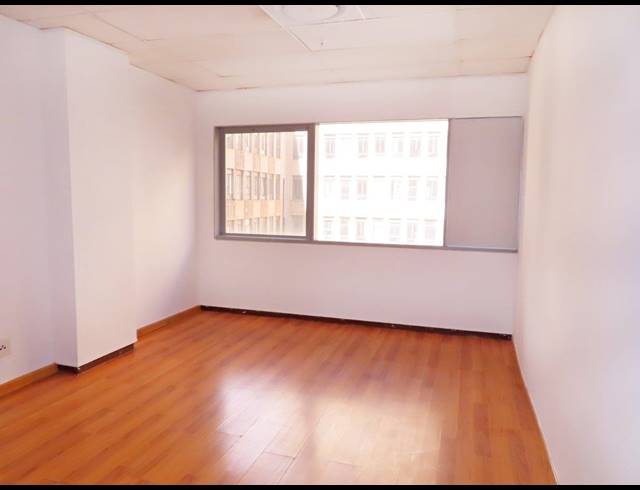 1 BEDROOM APARTMENT FOR SALE IN MARSHALLTOWN